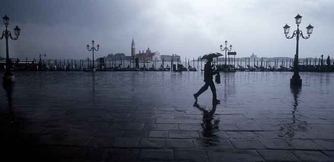 MB_LE_Venice-Rain